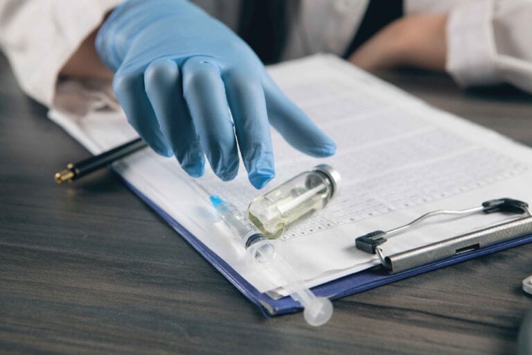 Buddy Prescribing for Cosmetic Injectables: Medicolegal Risks & Medical Indemnity Guidance